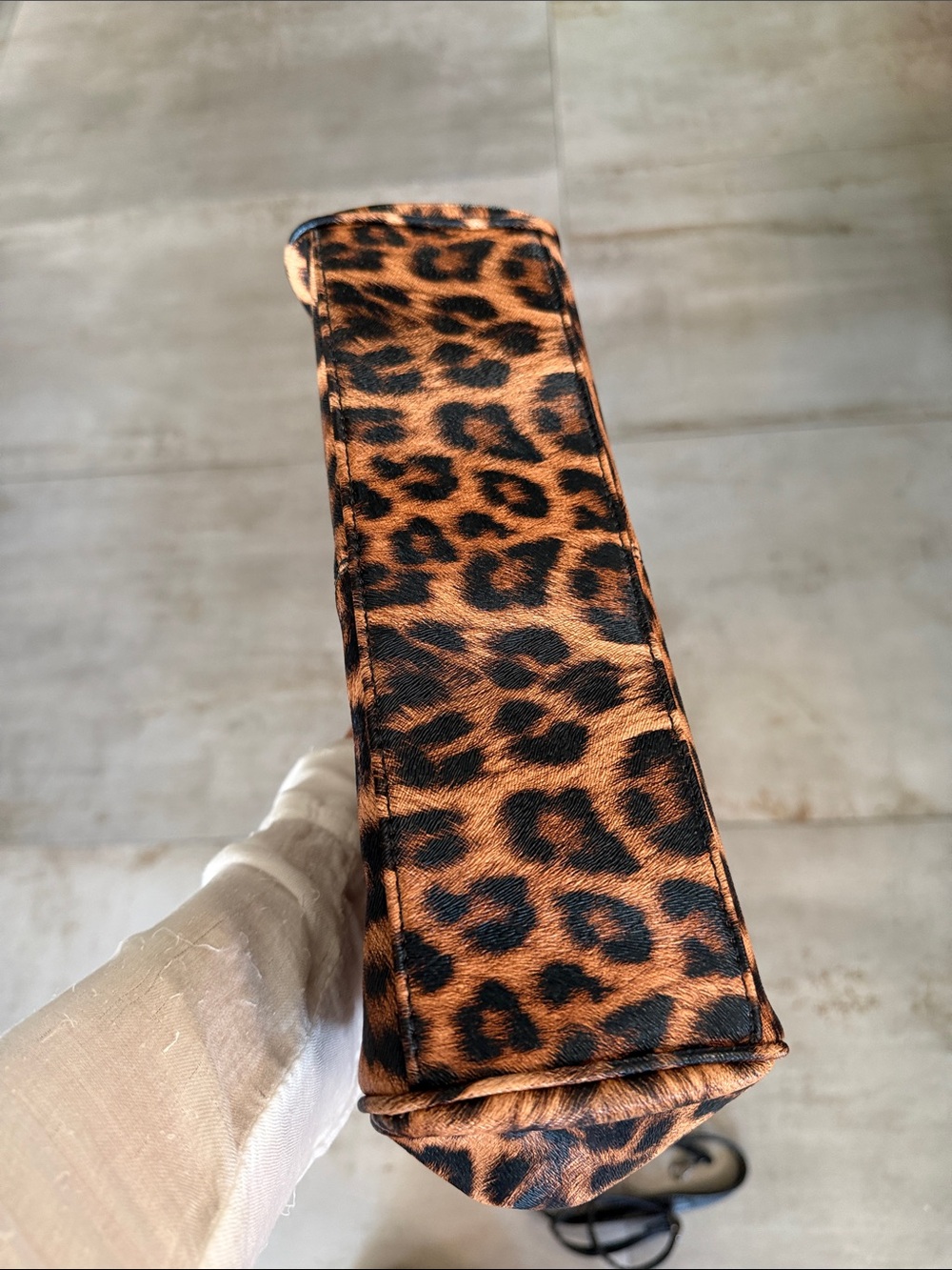 Leopard Print Multi Carry Handbag - Picture 4 of 5